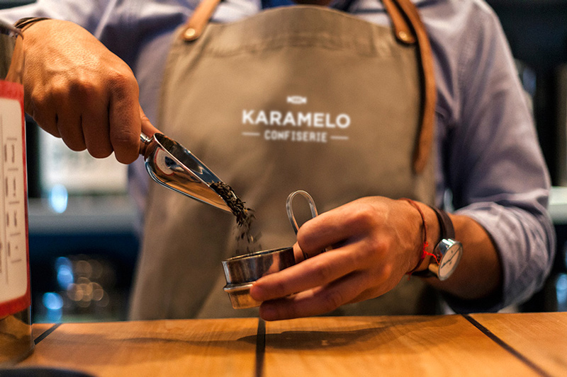 Création de la marque Confiserie Karamelo.